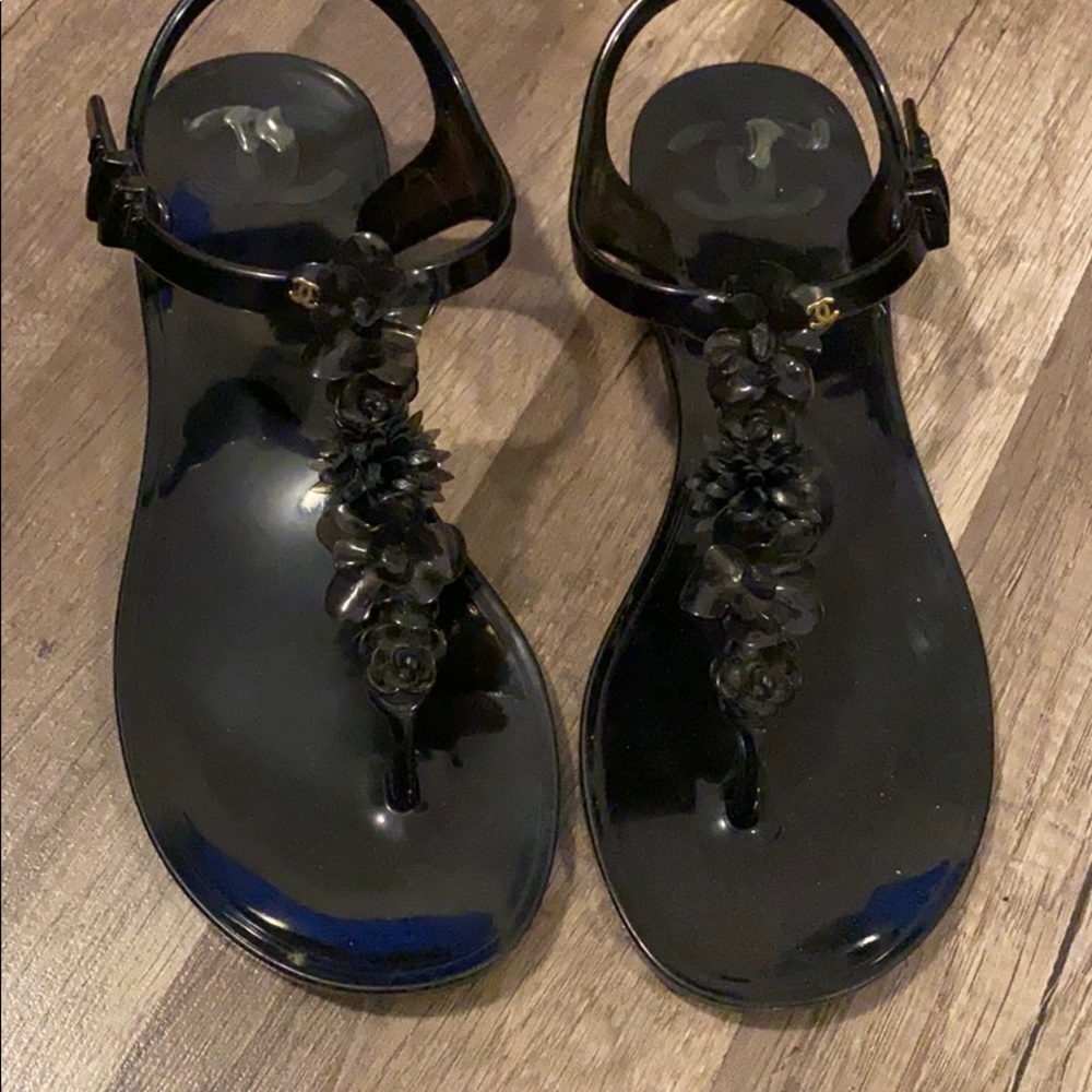 Black jelly Chanel sandals, size 5.